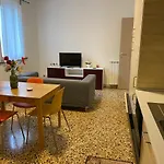 Europa Hostel *