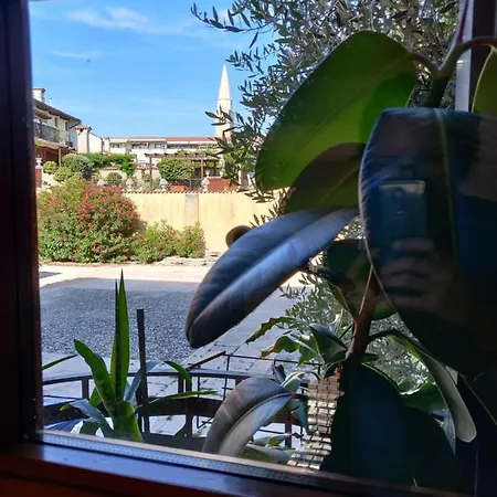 奥斯特罗欧罗巴旅舍 *