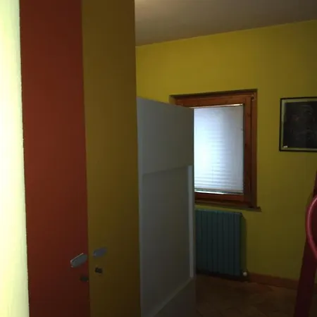 奥斯特罗欧罗巴旅舍 *