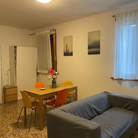 奥斯特罗欧罗巴旅舍 旅馆